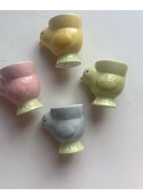 Pottery Barn Kids Pastel Yellow Ceramic Chick Egg Cup Set